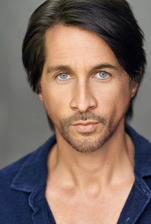 Michael Easton