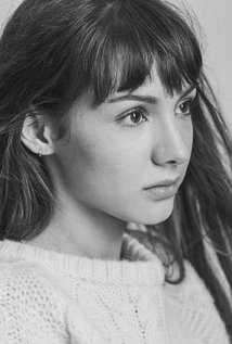 Hannah Marks