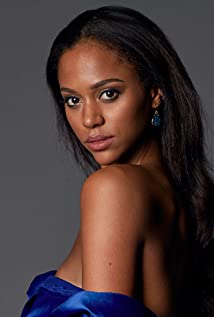 Chanelle de Lau