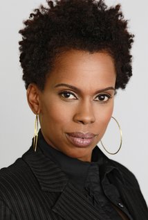 Lyn Ross