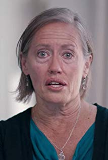 Liz Winfield