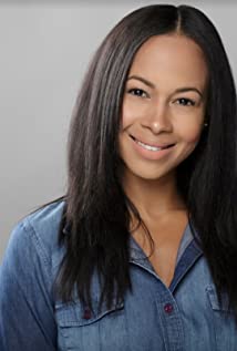 Erin Sanderson