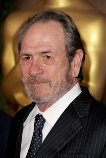 Tommy Lee Jones, Born: 15 September 1946, San Saba, Texas, USA - SolarMovie