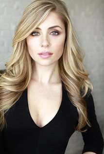 Julia Dennis
