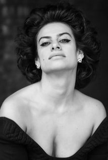 Elena Levon