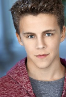 Tyler Carney