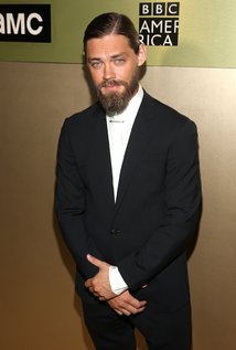 Tom Payne