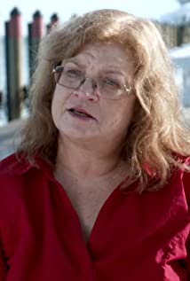 Cynthia Heil
