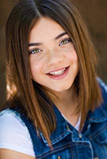 Ava Giacchi