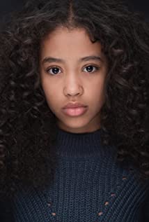 Kimia Lamour