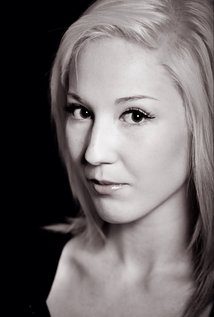 Leanne Faulkner