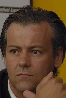 Rupert Graves