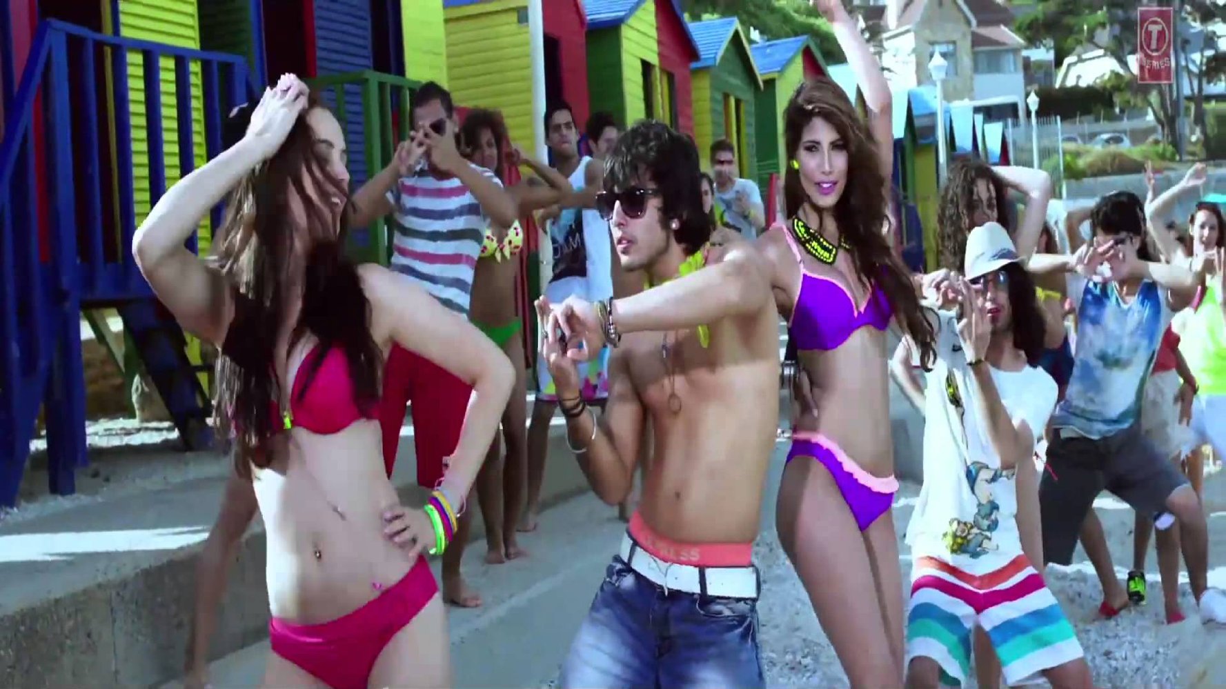 Evelyn Sharma
