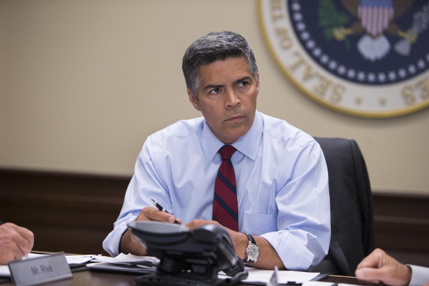 Esai Morales