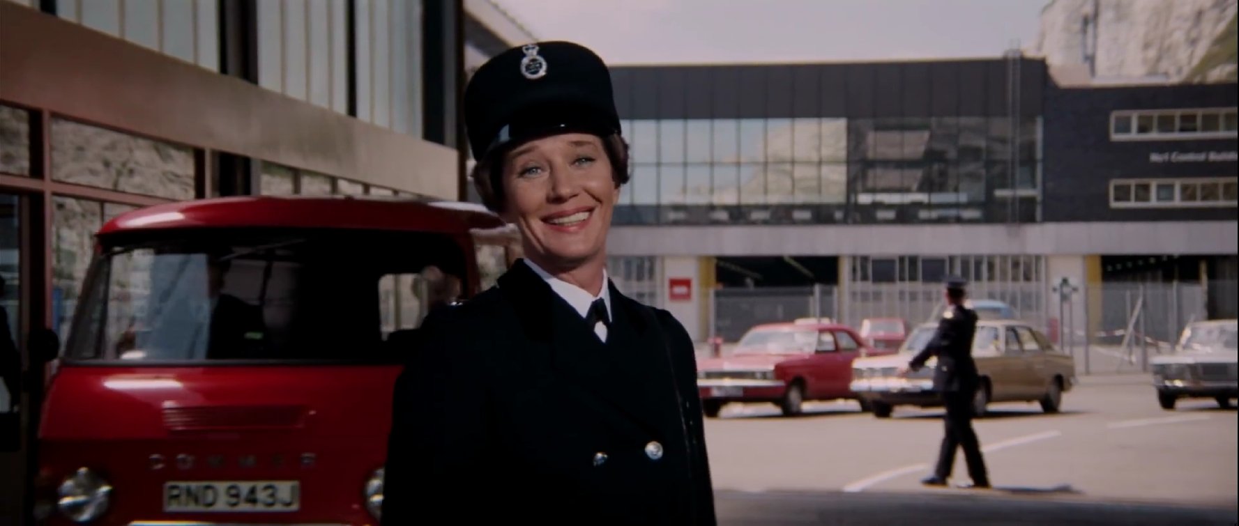 Lois Maxwell