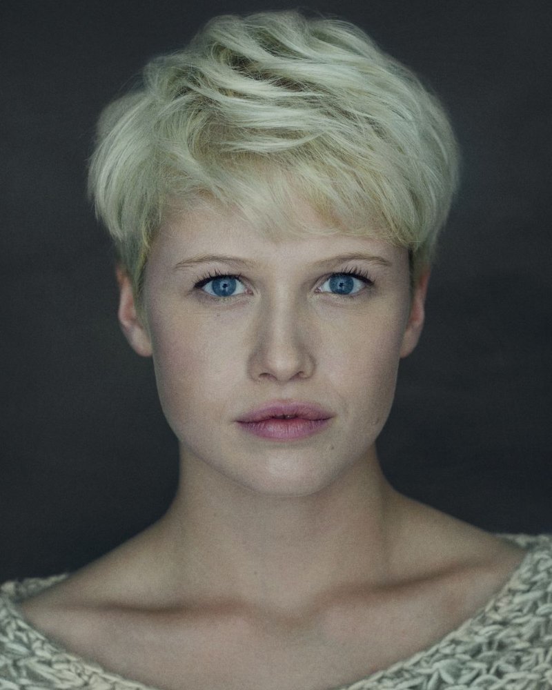 Rose Reynolds