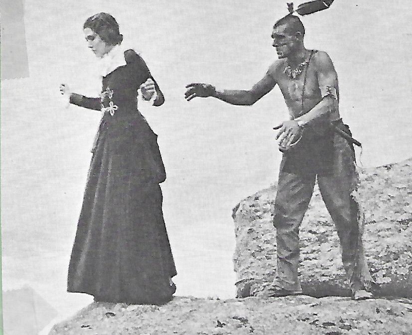 Cora Munro