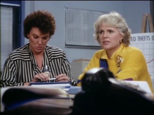Det. Mary Beth Lacey