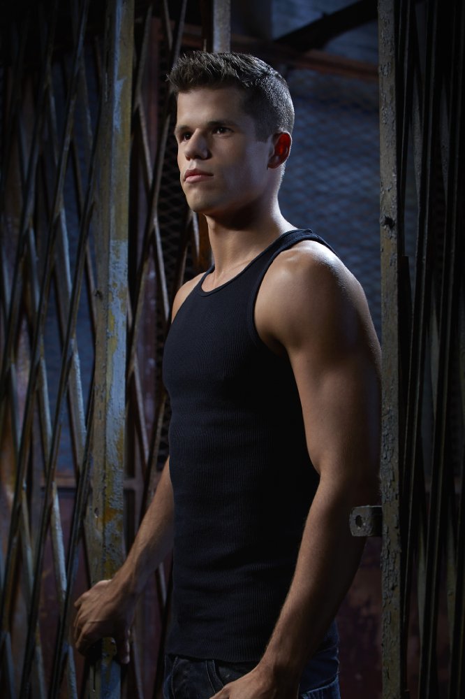 Charlie Carver
