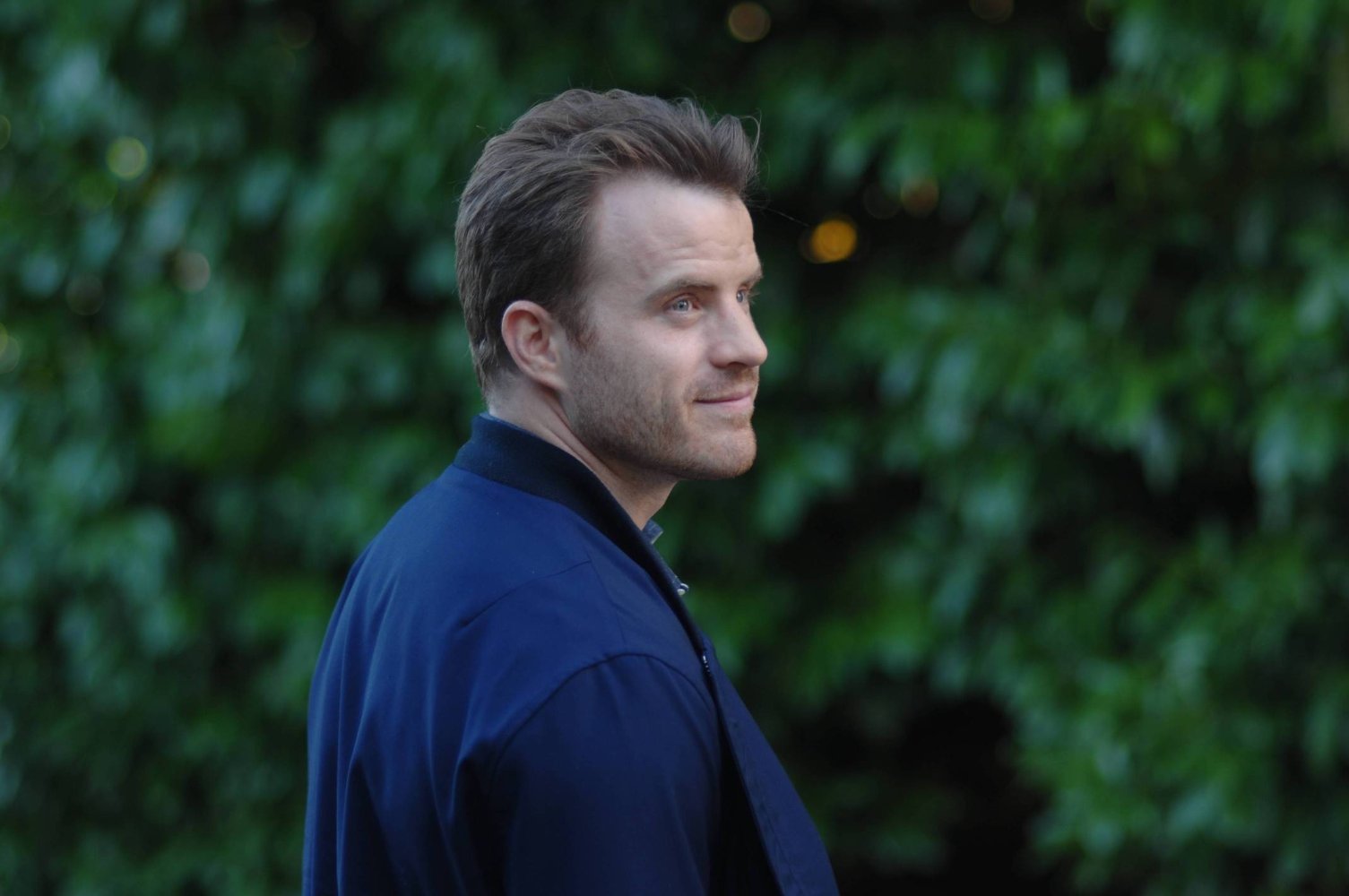 Robert Kazinsky