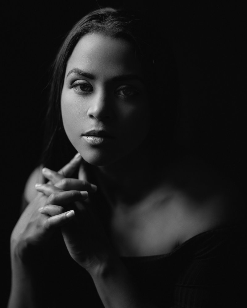 Nicole G. Leier
