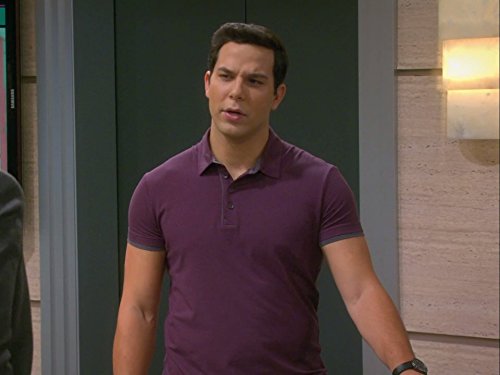 Skylar Astin