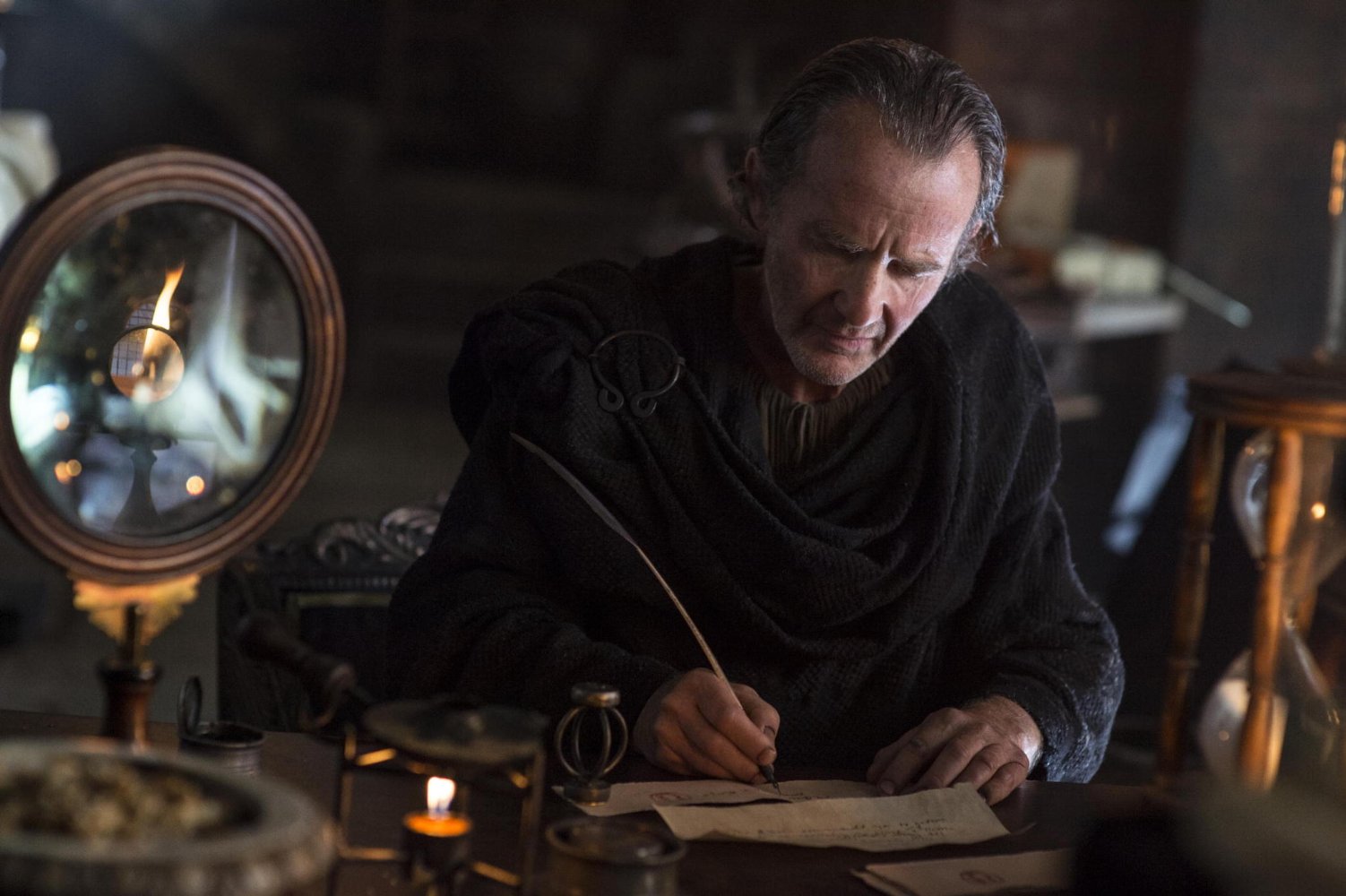 Anton Lesser