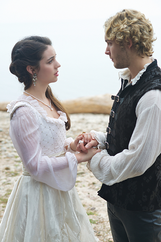 Toby Regbo