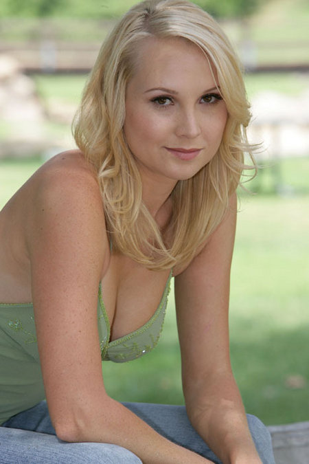 Alana Curry