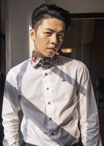 Hong-Chi Lee
