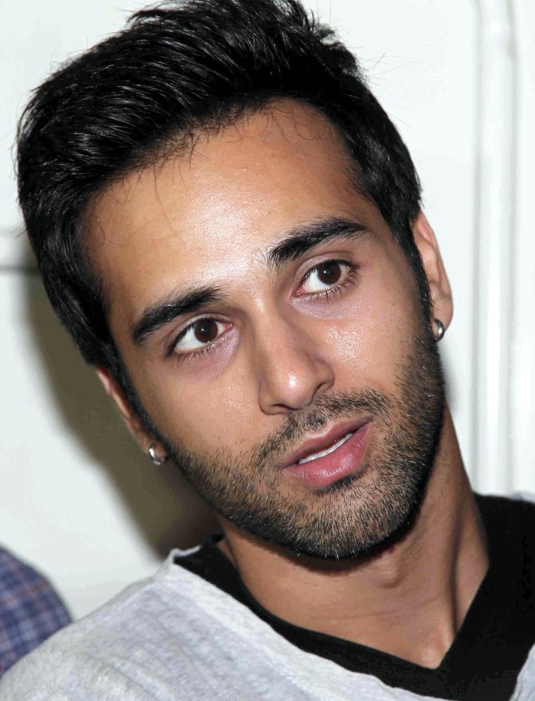 Pulkit Samrat