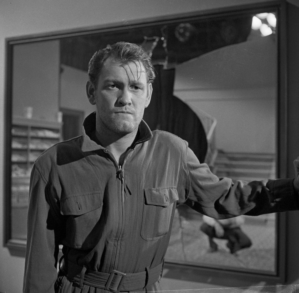 Earl Holliman