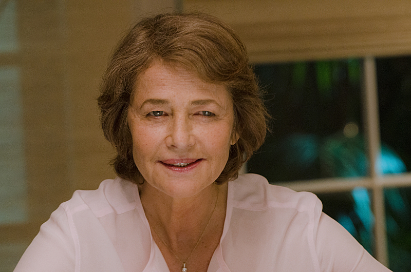 Dr. Evelyn Vogel