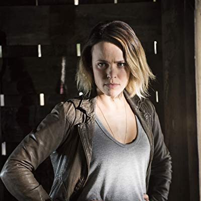 Detective Ani Bezzerides