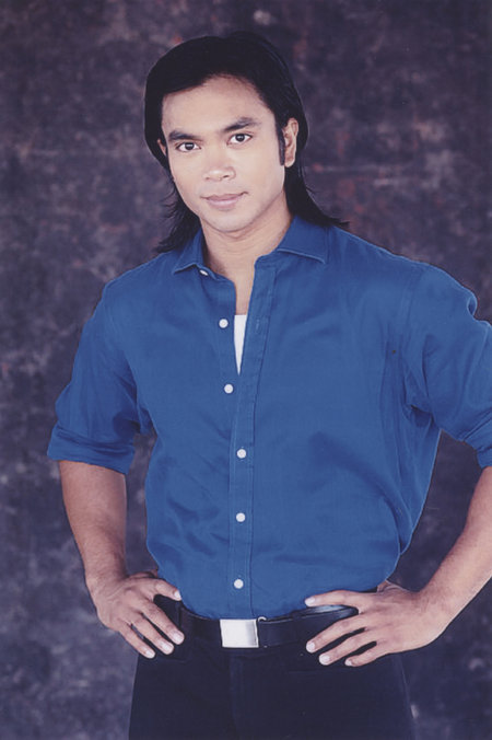 Jose Llana