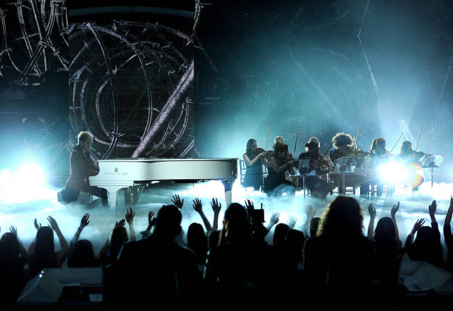Colton Dixon