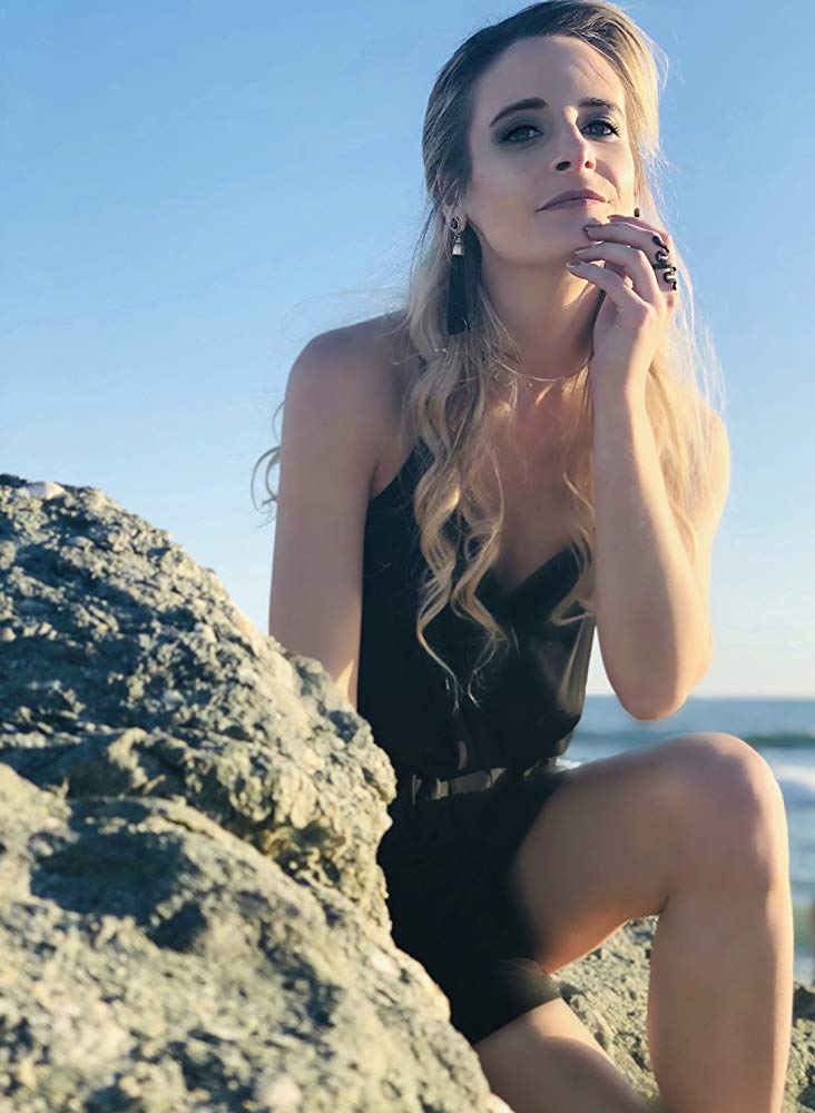Shannon Elizabeth Stone