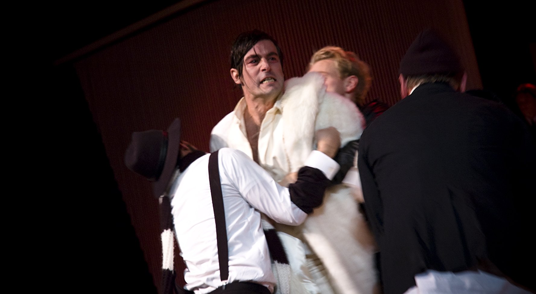 Claes Bang