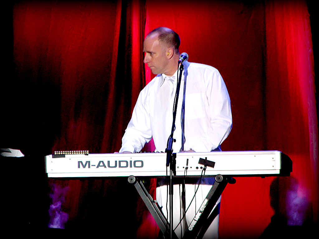 Roddy Bottum