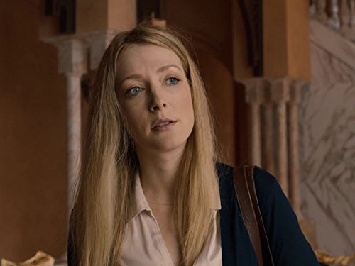 Jennifer Finnigan