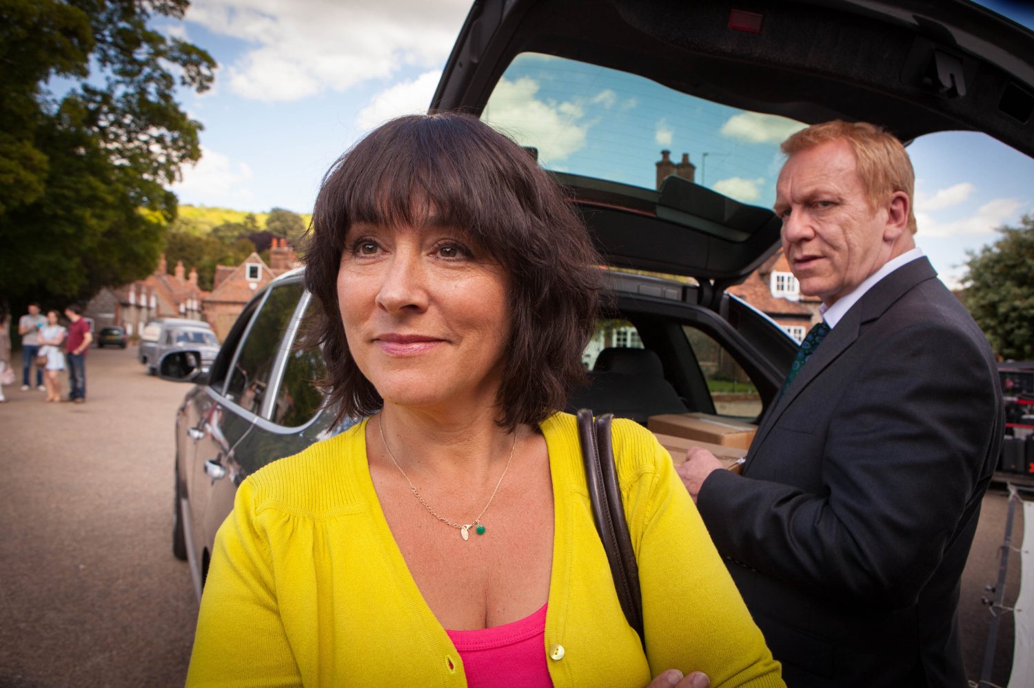 Arabella Weir