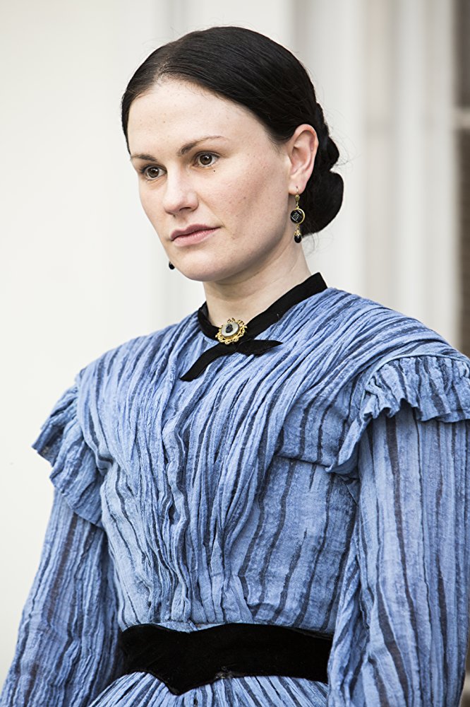 Nancy Holt