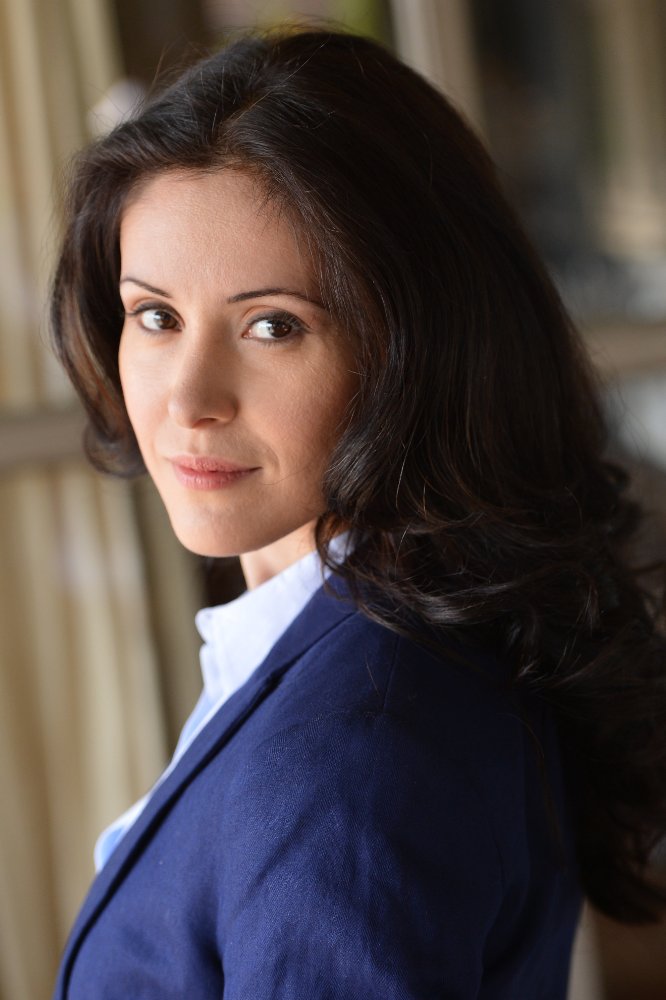 Amanda Lavassani