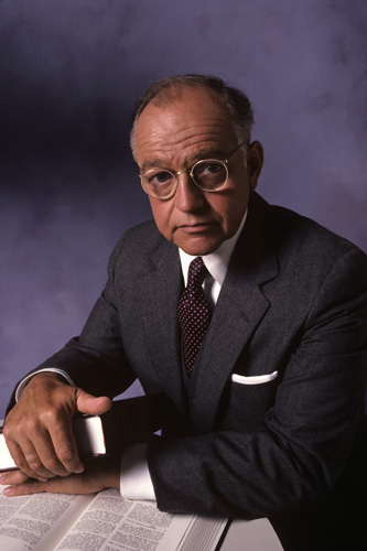 Richard Dysart