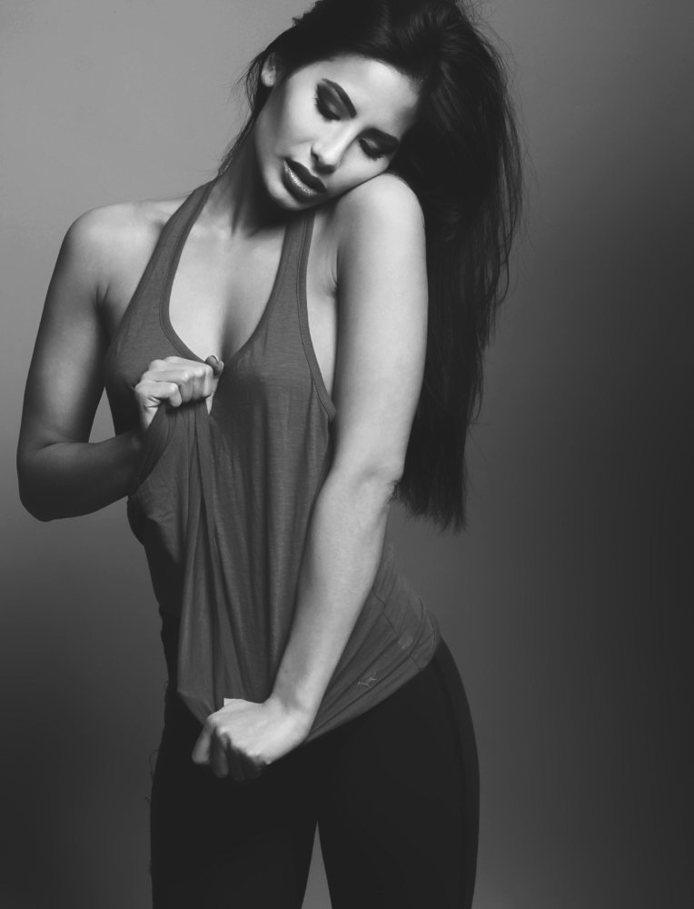 Victoria Simone