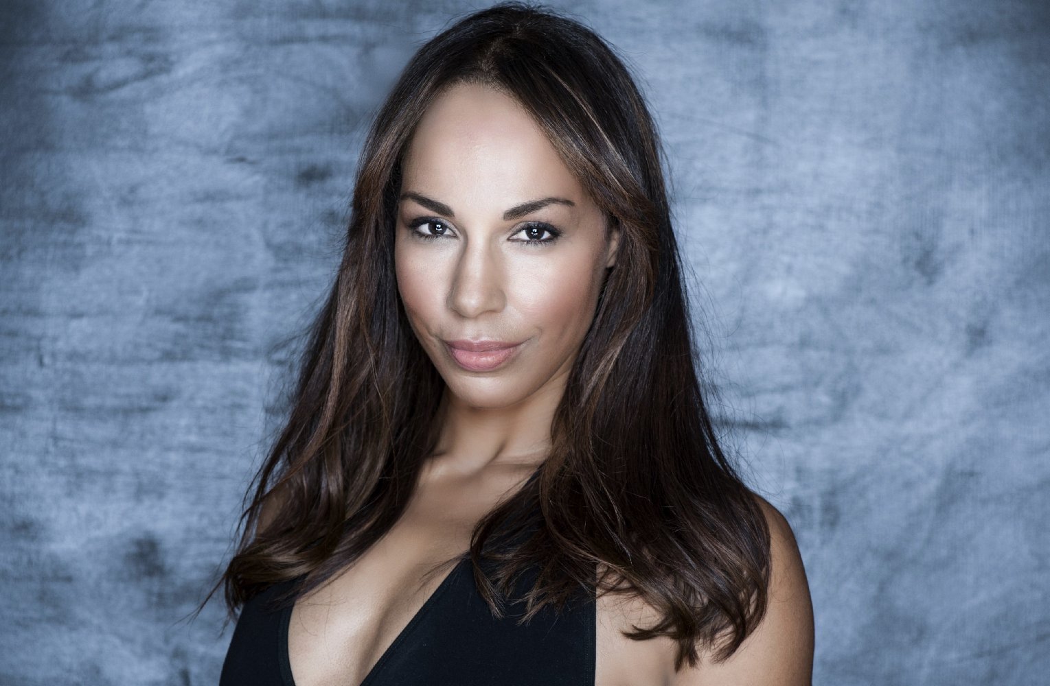 Amanda Brugel