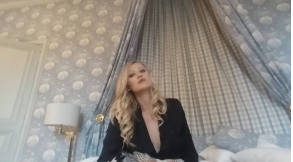 Siobhan Hewlett