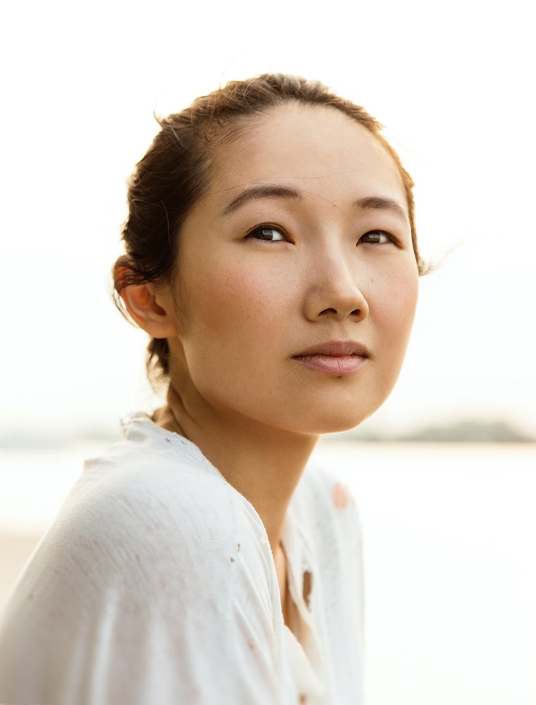 Ying Ying Li