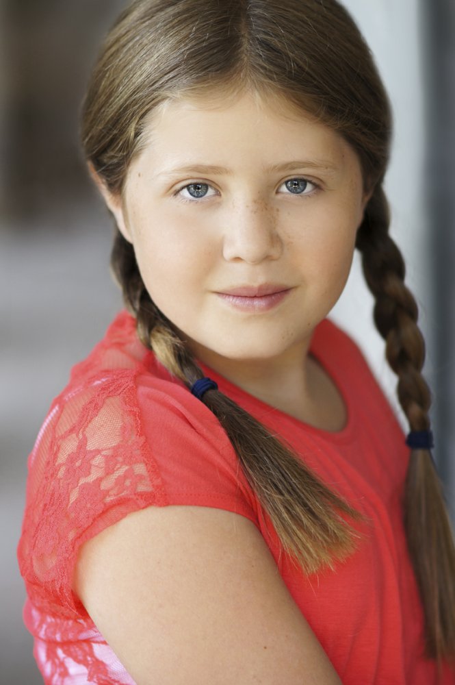 Lizzie White