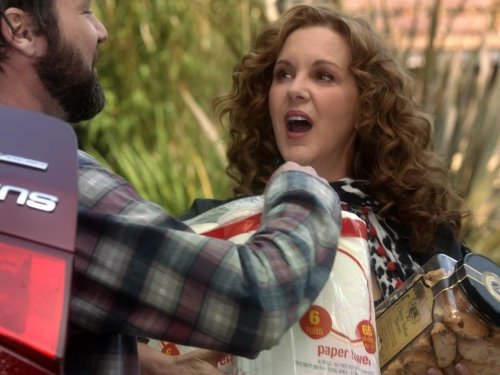 Elizabeth Perkins